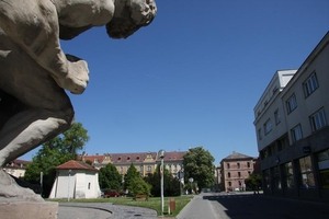 Pohled na věznici z Palackého náměstí