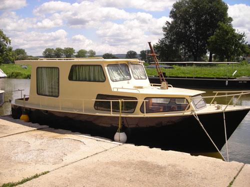 Půjčovna lodí a hausbótů Hamboot