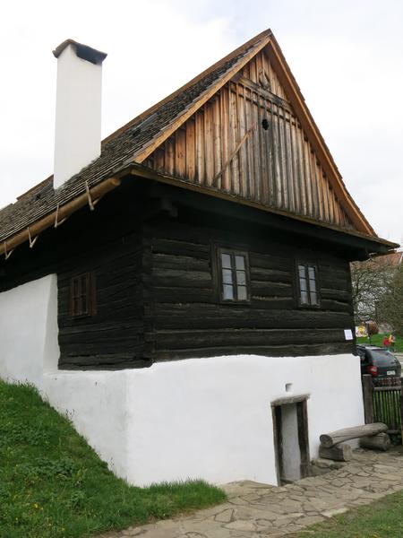 Roubený dům č. p. 11