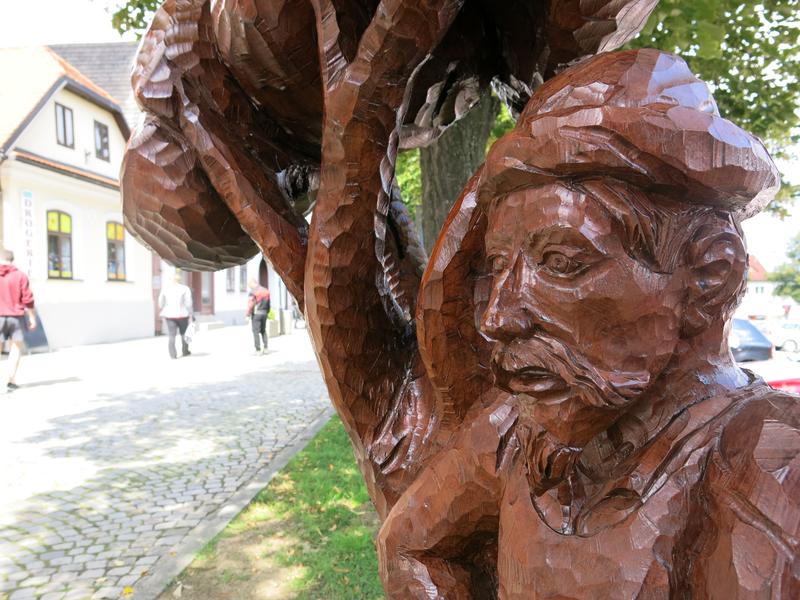 Výroba uměleckých předmětů ze dřeva