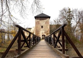 zřícenina hradu Lukov_foto Lupoměský