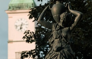 Litinová kašna Zlený trh