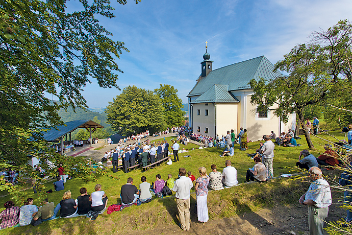 Poutní kostel a křížová cesta Provodov