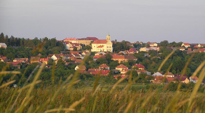 Farní barokní chrám sv. Václava