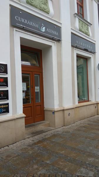 Cukrárna &amp; vinotéka Alenka