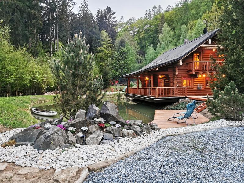 Pohádkový srub v Chřibech