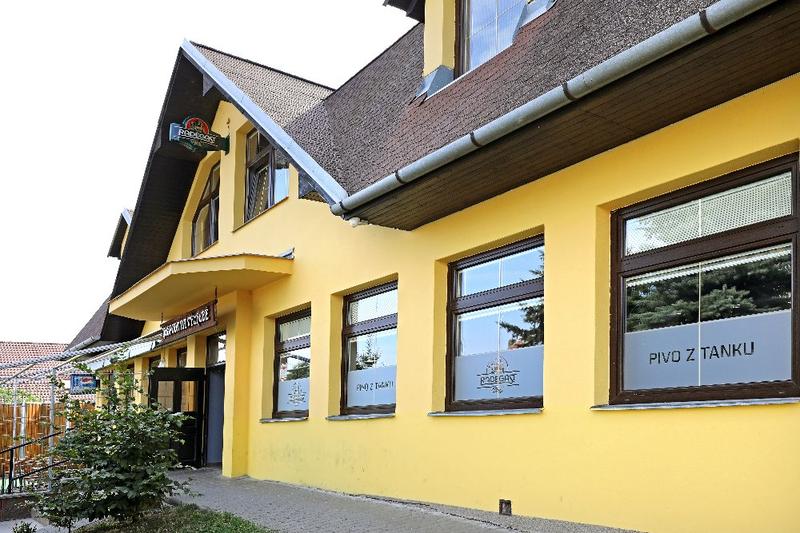 Hospoda a bowling Na Východě