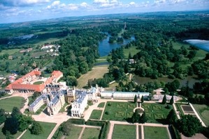Lednice – zámek a zámecký areál