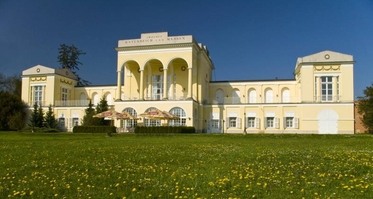 Hlohovec – Hraniční zámeček