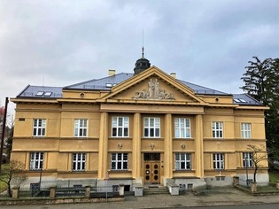 Dům č.p. 450 "bývalá Komerční banka"