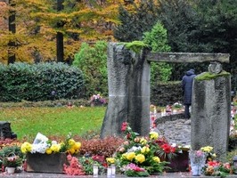 Vsypová loučka na Lesním hřbitově