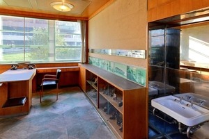 pojízdná kancelář ve výtahu_foto Petr Švancara