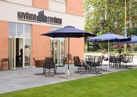 foto Kavárna Továrna