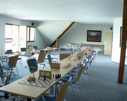 Učebna s kapacitou 20 osob